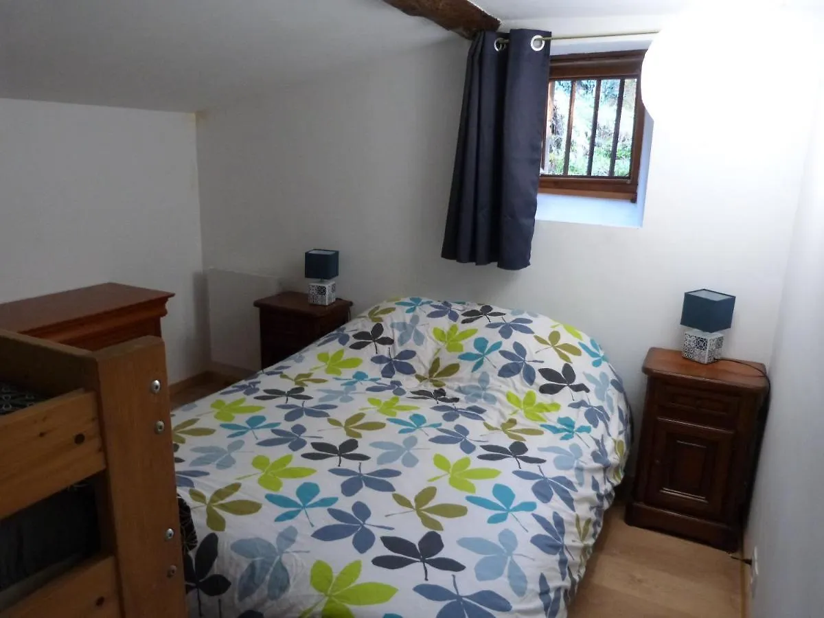Holiday home Maison Du Bonheur Saint-Cirgues  France