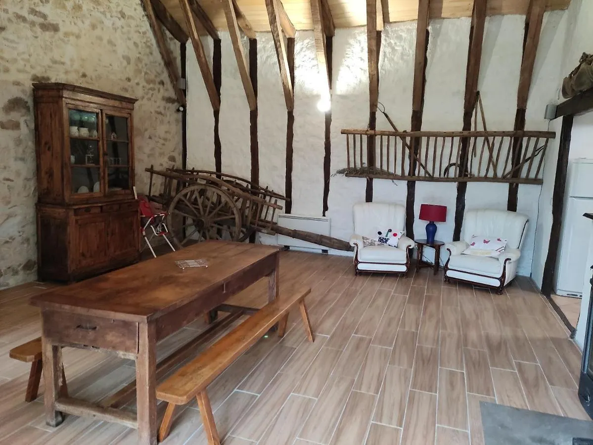 Holiday home Maison Du Bonheur Saint-Cirgues
